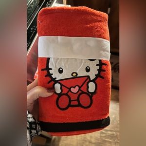 Set of 2 hello kitty valentines day hand towels